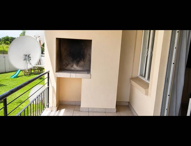 3 BEDROOM APARTMENT FOR SALE IN COUNTRY VIEW